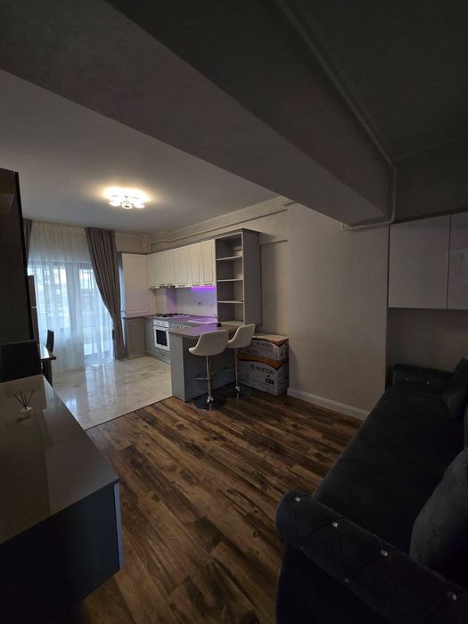 Închiriez apartament 2 camere Royal Town Iași