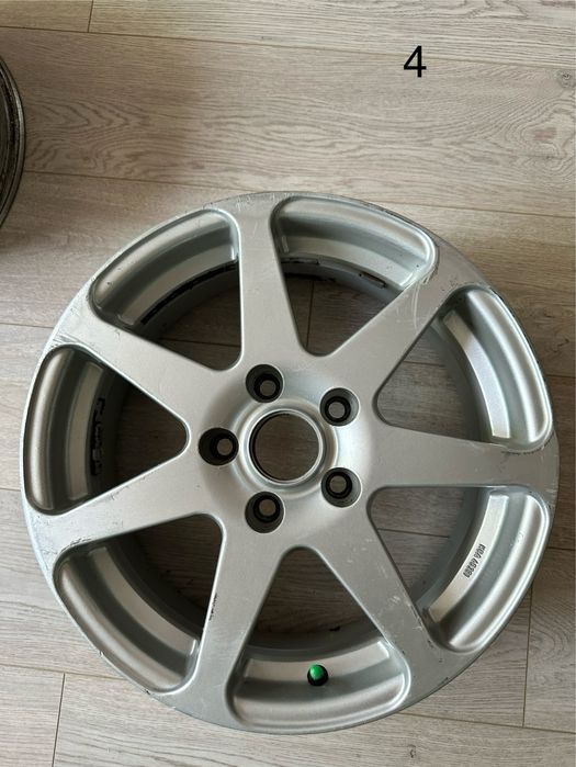 Jante Audi/Vw R16