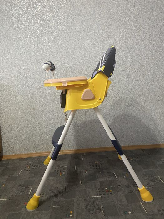 Продам столик для кормления