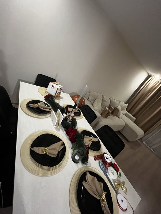 Masa living 6 persoane