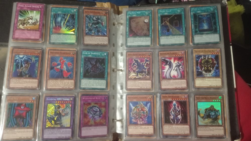 Yu-Gi-Oh cards, Югио карти