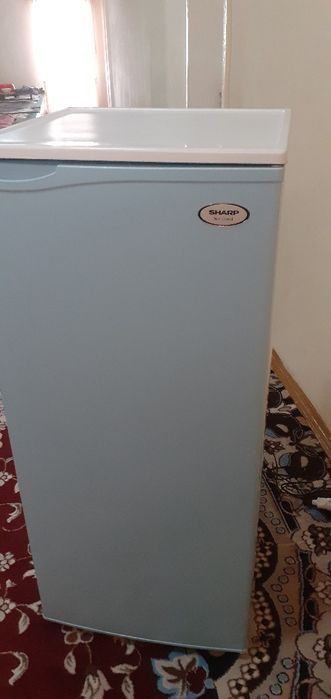 холодильник Sharp