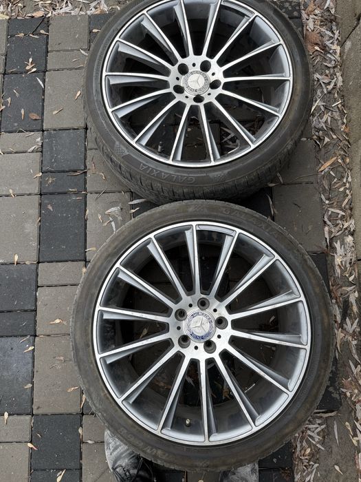 Диск с покрышкой 245/40/20