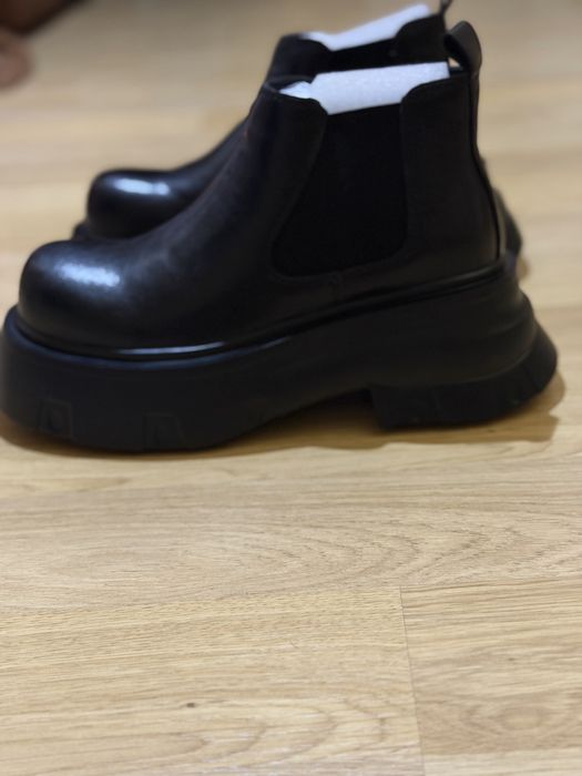 Ghete piele bărbati noi nr 41, de vânzare!