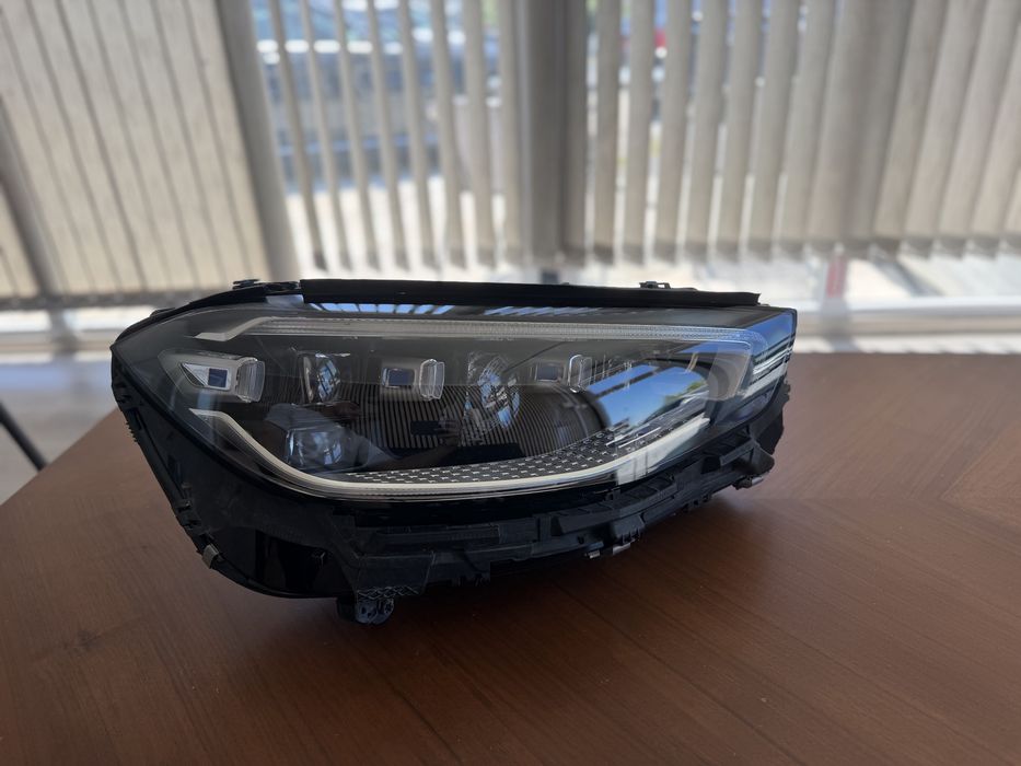 Оригинален фар за S class 223 DIGITAL LIGHTE