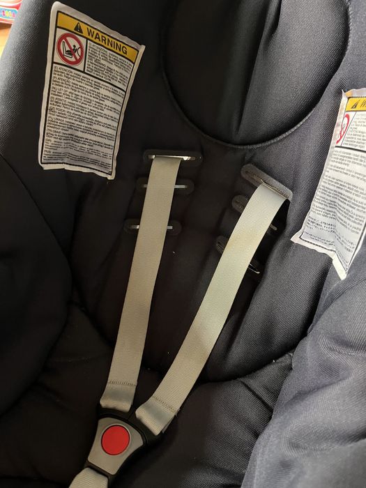 Столче за кола Chico 0-6 месеца