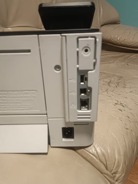 Продам принтер Канон 223 dw