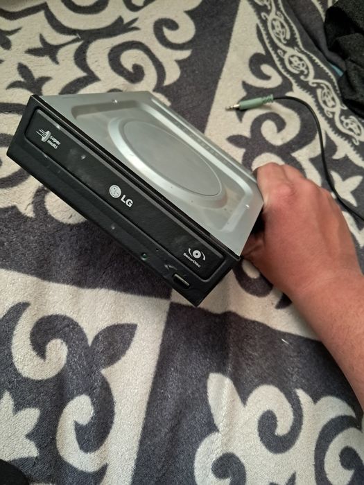 Продам запчасти на компютер