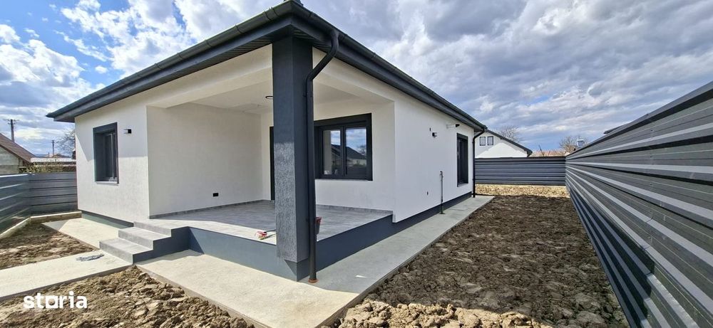 Casă nouă - 3 camere 93 mp / teren 410 mp / apa,canalizare,gaz,curent
