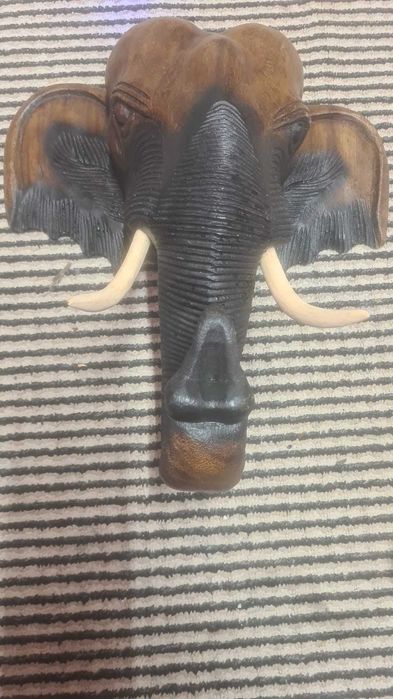 Vand figurina cap de elefant