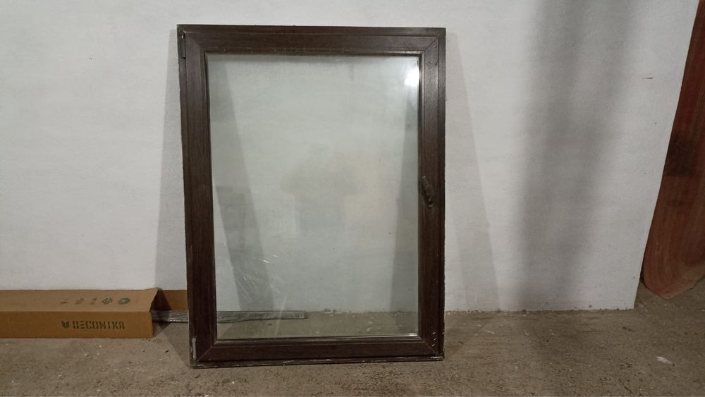 Продам пластиковые рамы