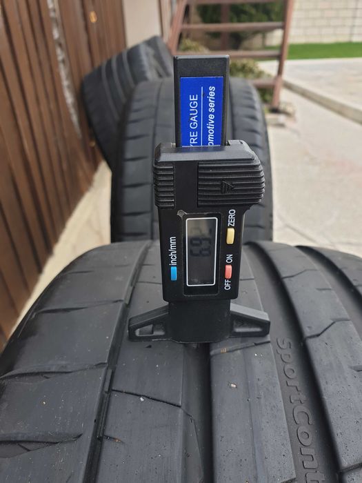 4 броя летни гуми CONTINENTAL SportContact 7 235/35 R19 91Y.