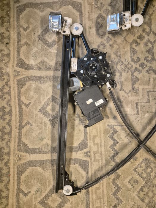 Ел механизъми за предните прозорци и моторчета за Vw Шаран 2002- 2008г