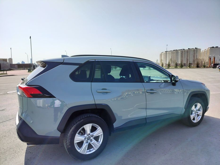 Продам автомашина RAV 4   2020 г.в.