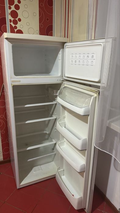 Продам холодильник б/у