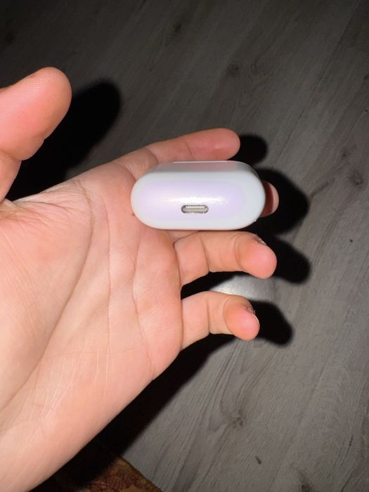 Airpods 4 originale impecabile !!