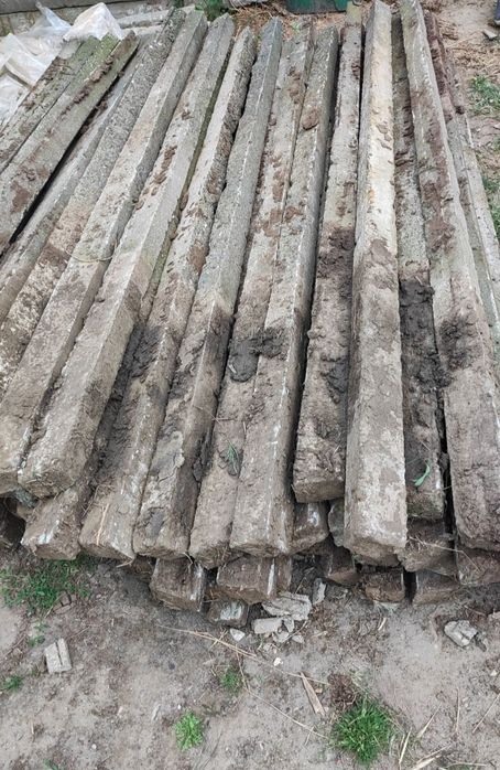 Stalpii pentru gard 18 lei buc