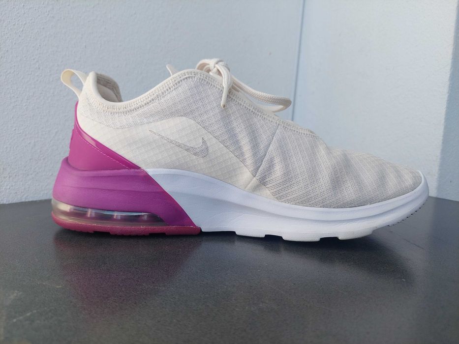 NIKE Air Max Motion 2(Като нови)-№40