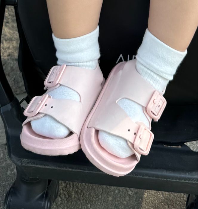 Сандалии vicco розовые