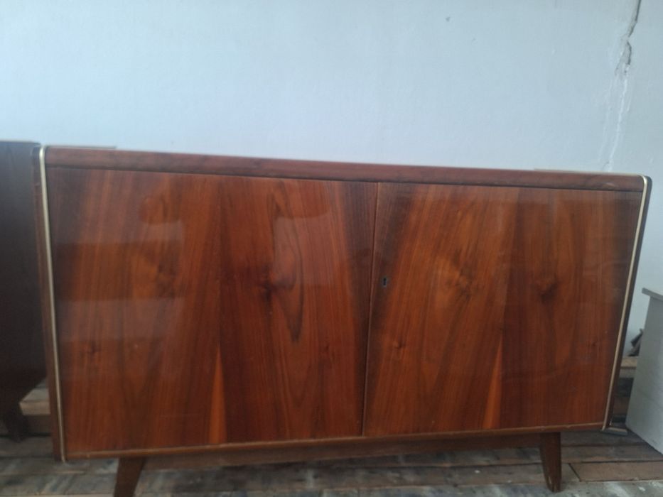 Мебель сотилади арзонга бервораман