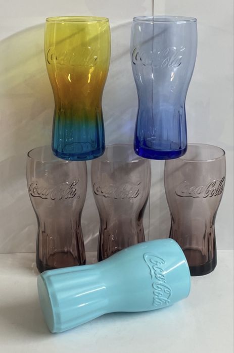 Чаши на Кока Кола