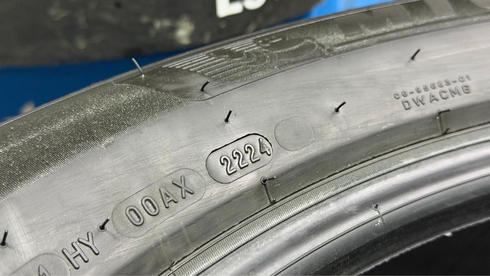 Зимние шины 265/50/22