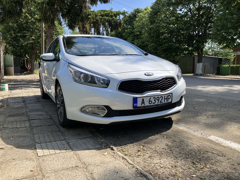 Киа сийд  kia ceed 1.6gdi автоматик  avtomatik navi carplay android
