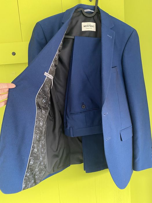 Тийнейджърски костюми MONTEGO