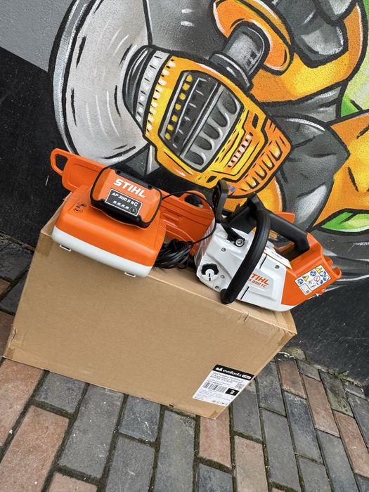 Motofierastrau cu acumulator sthil