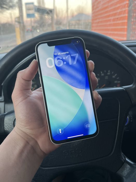 айфон 12 в хорошем состояний