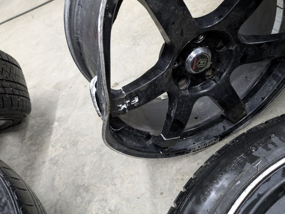 Продаются диски r18  3шт