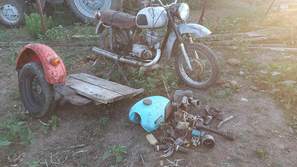 Продам Иж планета 5
