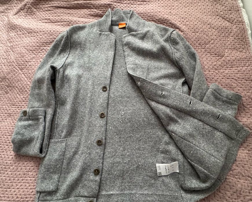 De vanzare  sacou pt dame Hugo Boss