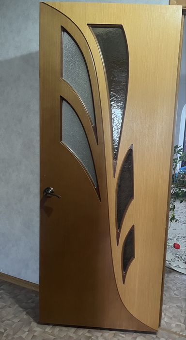 Двери межкомнатные 80, 60тик