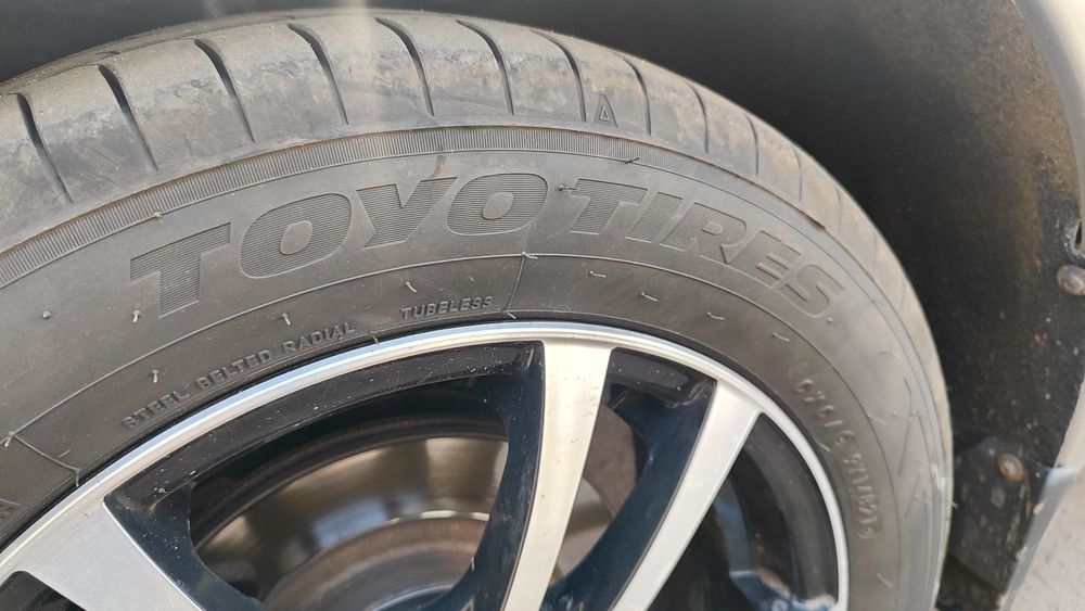 Продам Гранту FL.