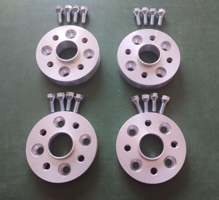 Flanșe Dacia Logan cu prindere dubla 20 mm 25 mm 30 mm