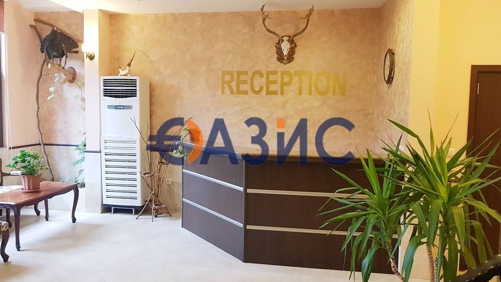 Продава се Хотел в с. Кошарица, Област Бургас - 744 кв.м за 514 €/кв.м - Снимка #3