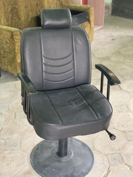 кресло мужиской салон б/у