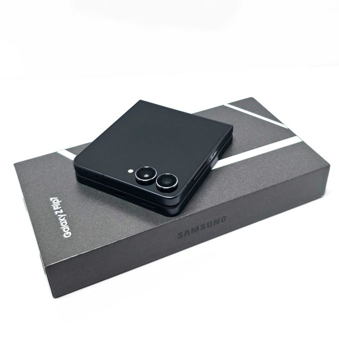 Samsung Z Flip 7 512GB Jetblack