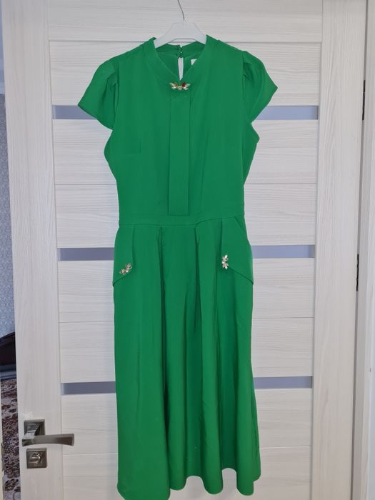 Продается  платье