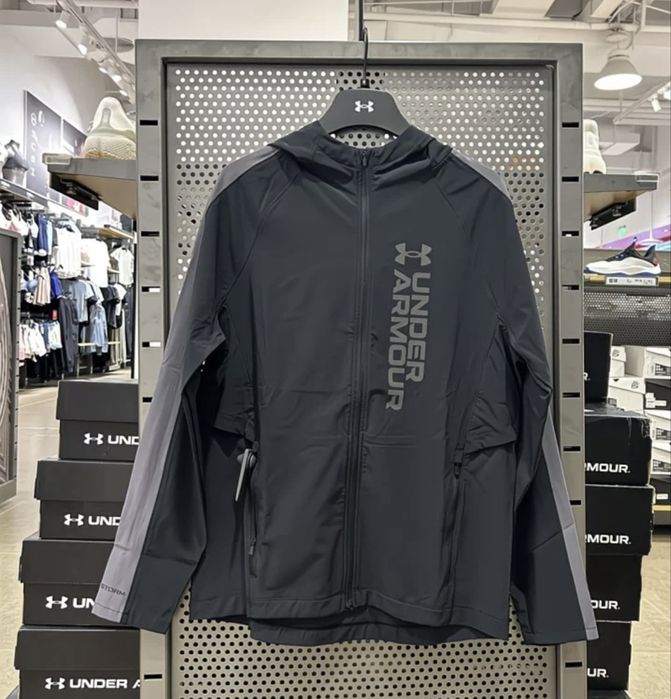 Продам спортивку верх Under armour