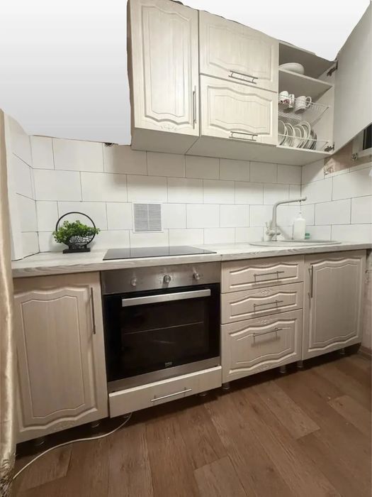 Продам кухонный гарнтитур