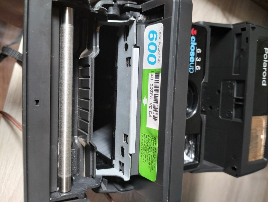 Продам Polaroid 636 Close Up