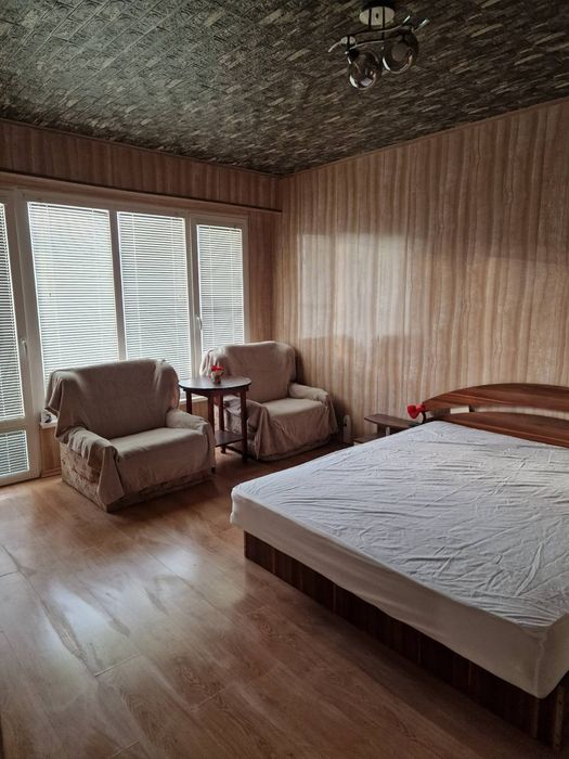 Отдавам под наем