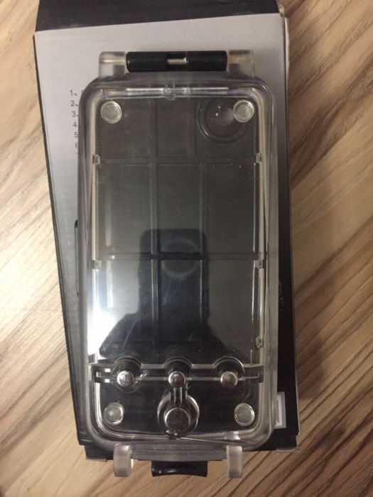 Продаётся водонепроницаемый чехол для iPhone 6. Глубина погружения 40