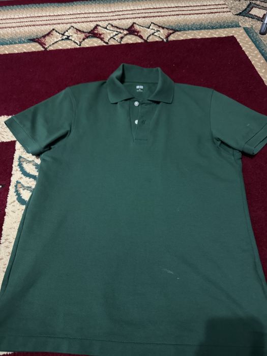 Продам фудболку зеленный