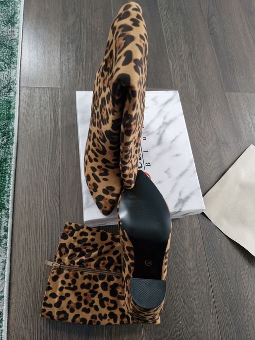 Cizme animal print noi de vanzare