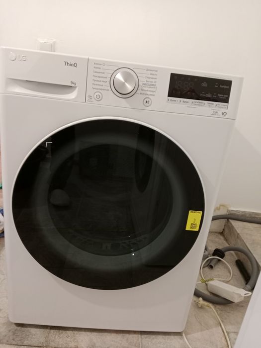 Продам сушильную машину Lg