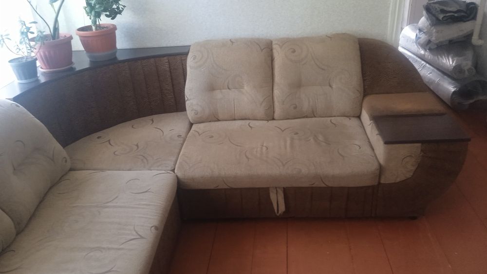 Продам угловой диван