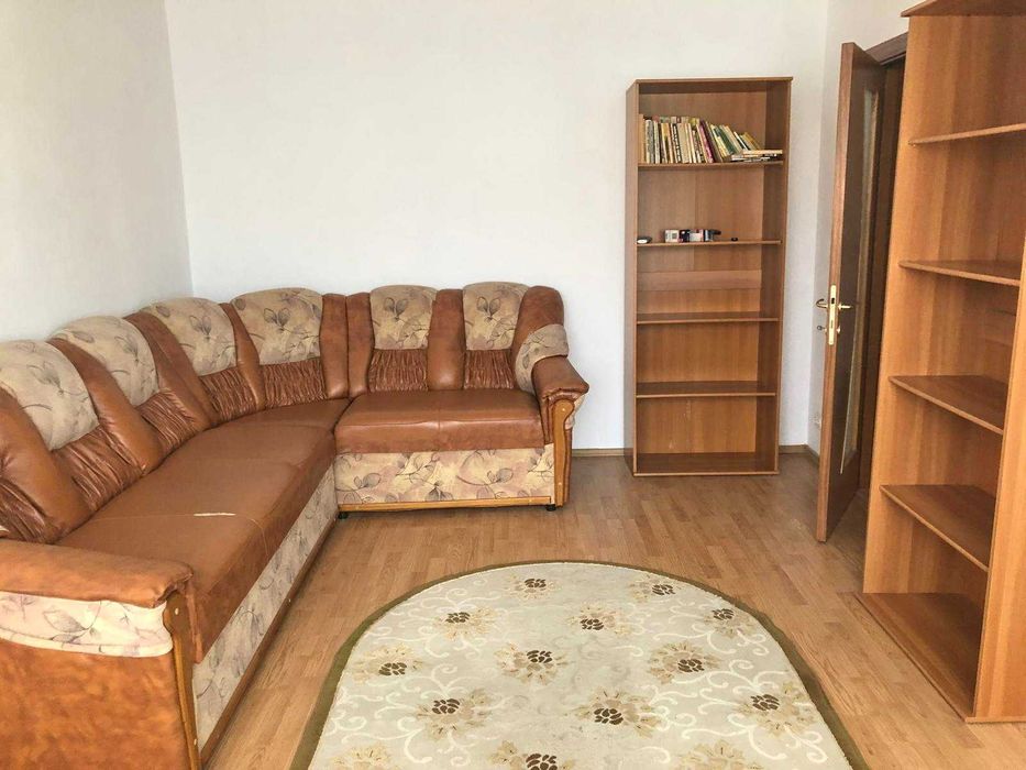 Vanzare apartament 3 camere metrou 1 Decembrie — fotografia 3